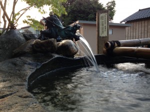 富山の名水 鳩清水